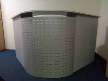 Стойка-ресепшн Партнер 1700х1700х1200 — Аэлита